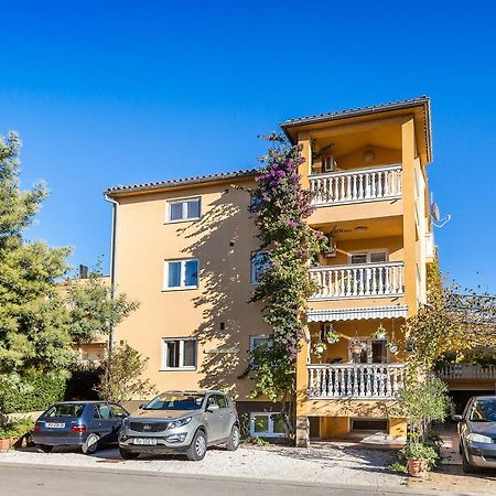 Vilic - Apartments Istriensonne Медулин Экстерьер фото